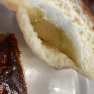 Where's the filling la popular?  The chocolate eclair had no filling inside! No custard.