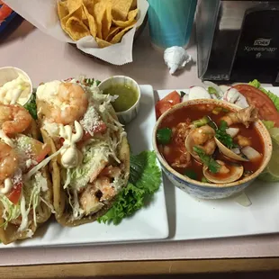 2 shrimp taco. So big!!