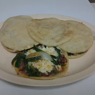 GORDITAS DE RAJAS $7.50