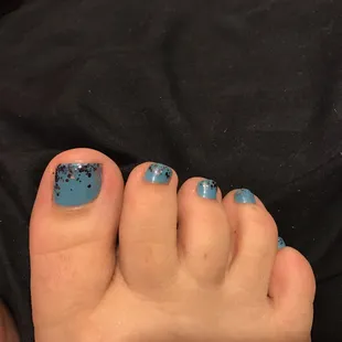 I enjoyed my pedicure. And the polish job is so cute!