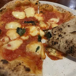 Margarita pizza