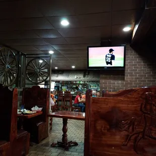 a television in a restaurant