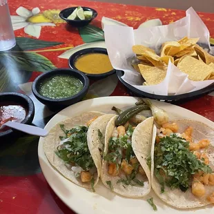 tacos and salsa