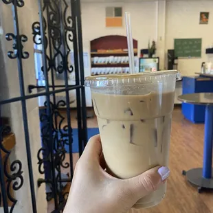 Large iced latte