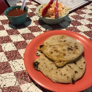 Pupusas and horchata!