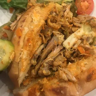 Pan con Pollo y mas Huesos que Pollo