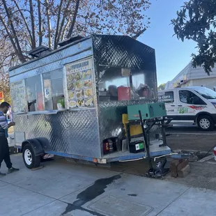 La pupusa loca deliciosas pupusas y algunos platillos con buen sabor let us know how it is