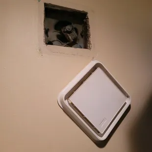 Bathroom fan safety concern