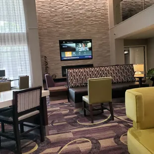 Laquinta lobby