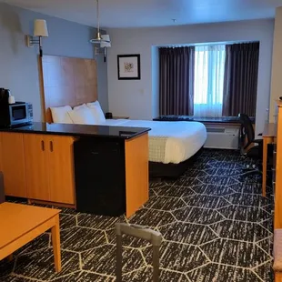 Huge suite!!