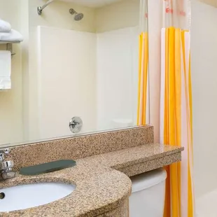 Guest room bath