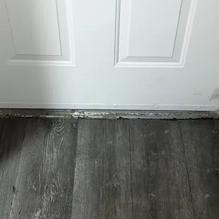 The threshold that lets bugs in