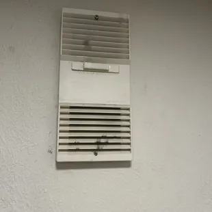 This fan sounded demon possessed