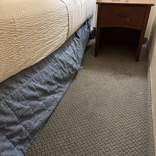 Bed, y'all need to upgrade your hotel!!!