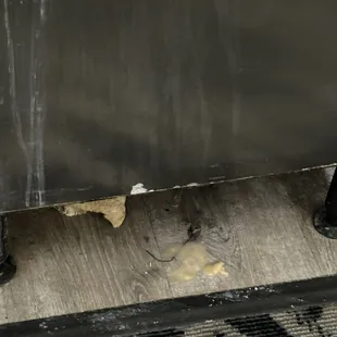 Mess and dirt everywhere