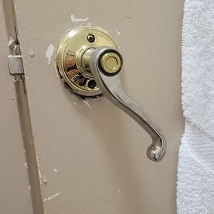 Door handle on wrong and the door was hard to close.