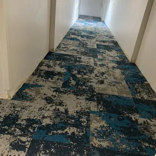 Nasty stinky hallway