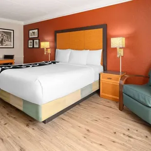 La Quinta Inn by Wyndham Pittsburgh Airport