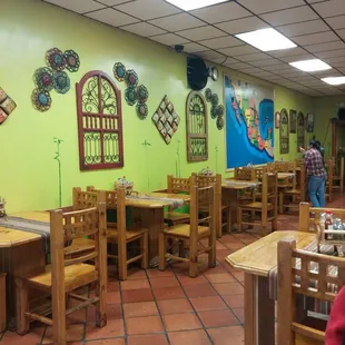 Photo of restaurant at closing