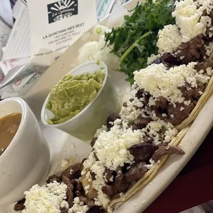 Mini taco con queso fresco