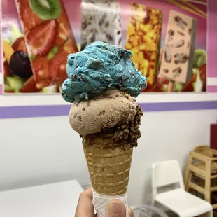 Cookie Monster + Ferrero rocher