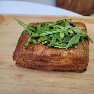 Arugula danish