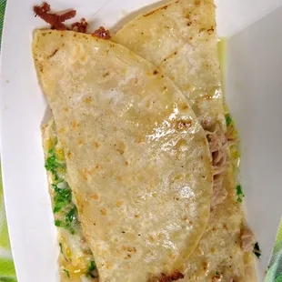 Carnitas mulitas, very good.