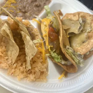 there is only 2 tacos because I ate one already LOL, but you get 3 in the lunch special