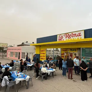 Inaguaracion de la nueva Reina