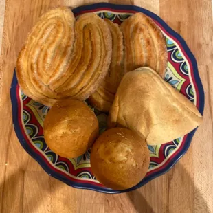 Orejas ,custard turnover n cupcakes.