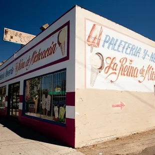 Photo Taken by me while I was passing through town. www.photosophic.om