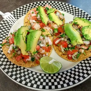 Ceviche on tostados