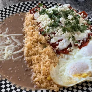 Chilaquiles Con Huevos