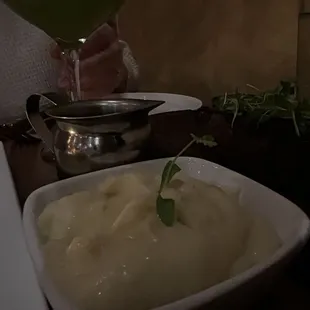 Garlic mashed potatoes