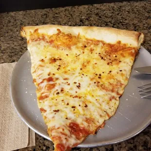 New York like slices... Best NYC like pizza around, hands down