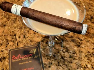 Belicoso Martini Cigar Bar