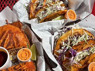 CJ's Tacos