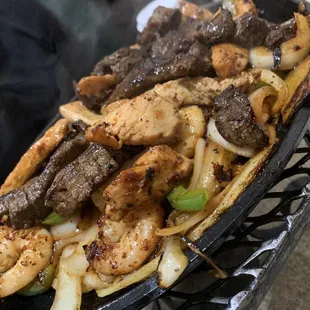 Combo Fajitas Steak, Shrimp &amp; Chicken