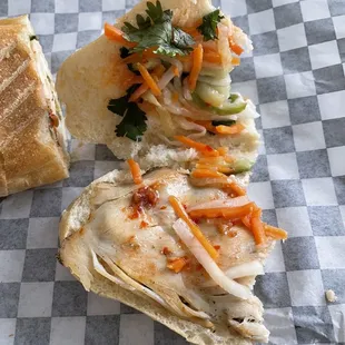 Special of the week: Saigon chicken sandwich