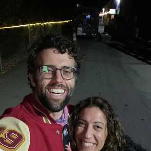 You can't see the La Santa but we're hella cute and full of the dankest tacos