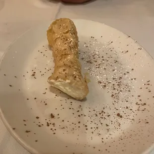 Lemon Cannoli