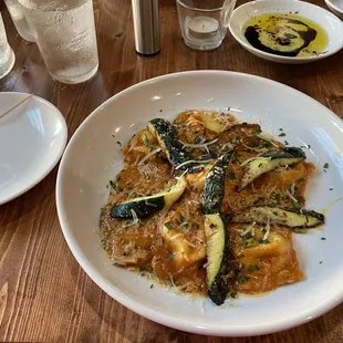 4 cheese ravioli with grilled zucchini. Superb flavor and cooked perfectly.