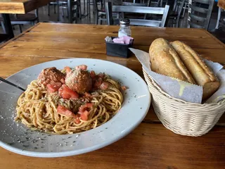Armend's Pizza and Pasta