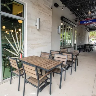 Patio with Walk Up Window.  Pet Friendly!