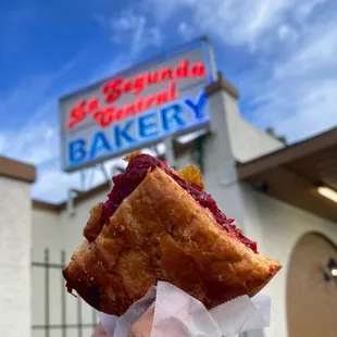 Guava Turnover