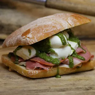 Prosciutto - prosciutto di parma, fresh mozarella.