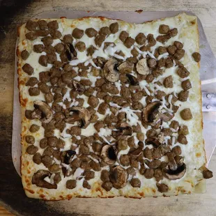 food, pizza