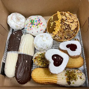 Italian wedding cookies, raspberry black &amp; white, pistachio apricot