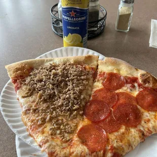 Sausage and pepperoni slices