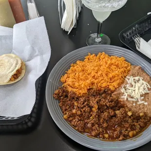 platillo chorizo con huevo, and gordita
